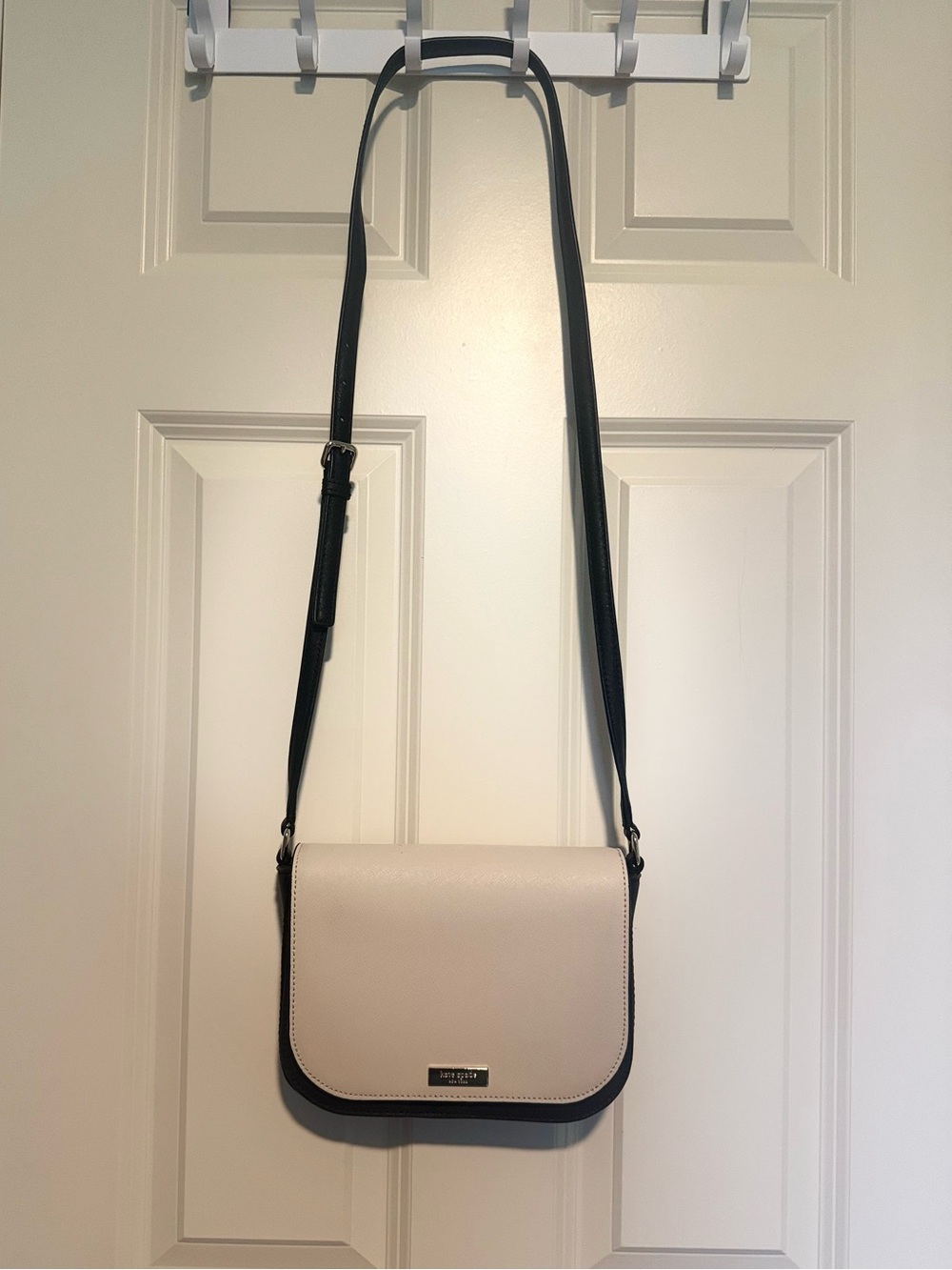 Kate Spade Two-Tone Laurel Way Large Carsen Crossbody Purse